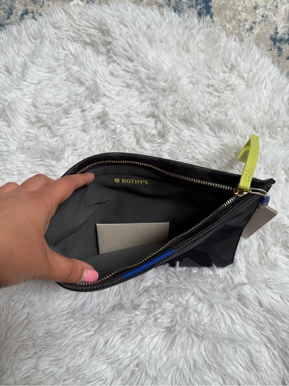 NWT Rothy’s The Essential Pouch